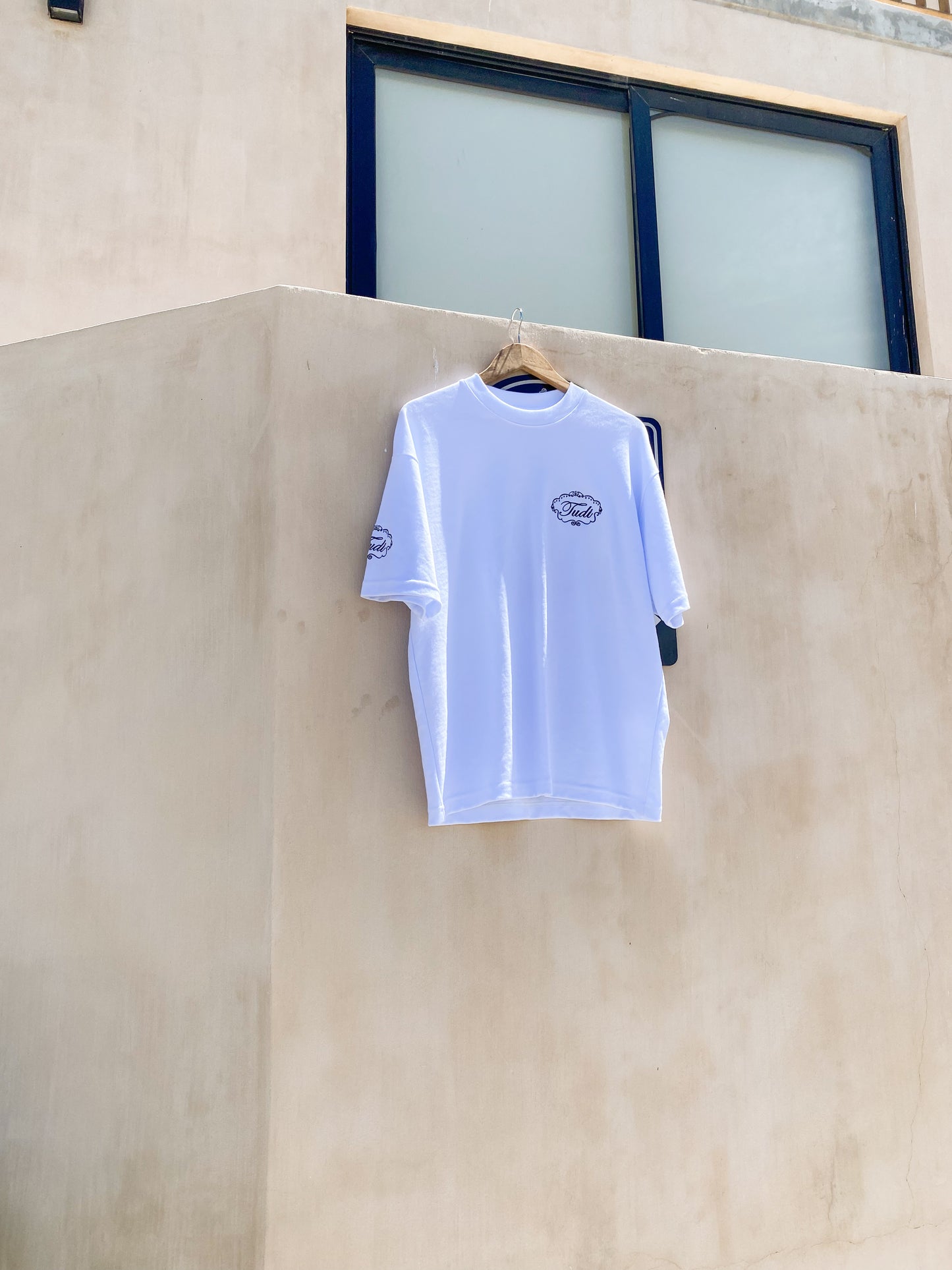 PULCRO WHITE - BOXY FIT