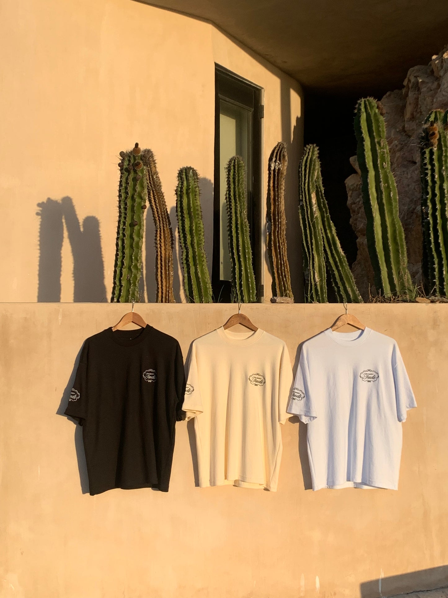 PULCRO WHITE - BOXY FIT